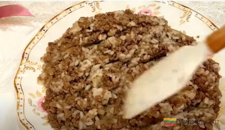 Пирожки с мясной начинкой на праздничный стол: как пух. Научила всех подруг, все в восторге
