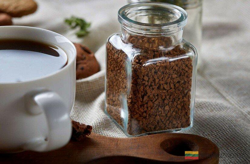 Из чего делают растворимый кофе и есть ли в нем… кофе? Заглянули в состав и за кулисы производства