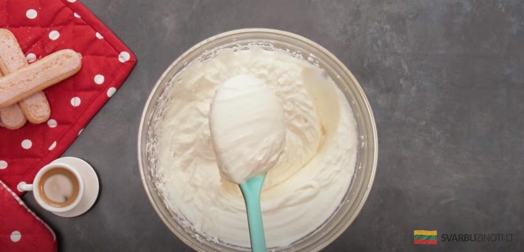 Без яиц и без выпечки! Рецепт вкусного Тирамису в виде рулета