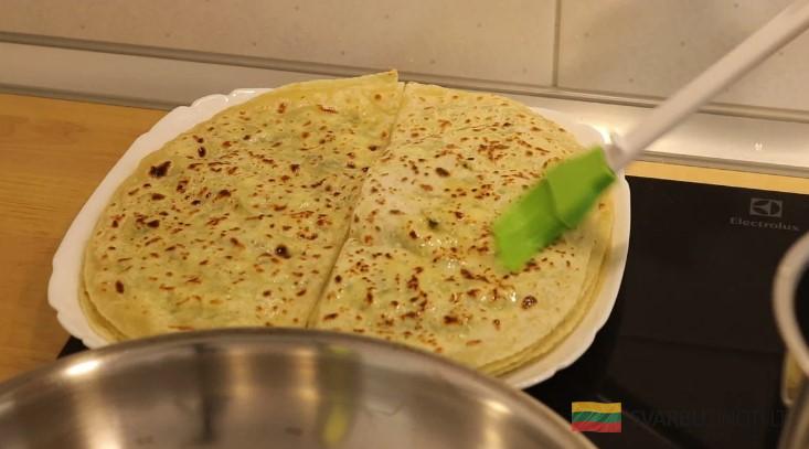 Кутабы с сыром и зеленью. Простой и быстрый перекус или ужин