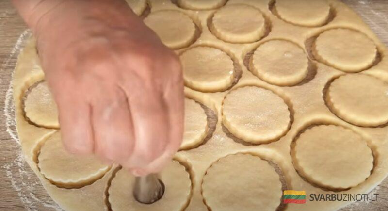 Домашнее печенье на сметане. Быстрый рецепт нежной и вкусной выпечки к чаю