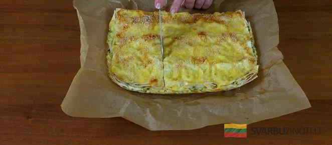 Этот пирог из лаваша придумал гений. Теперь готовлю его каждый выходные (хотя просят каждый день)