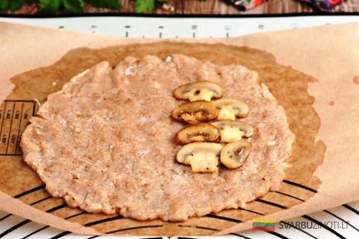 Восторгу нет предела. Из куриного фарша, грибов и сыра готовлю "Чебуреки без теста"