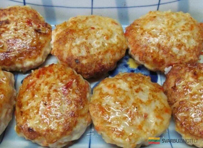 Котлеты готовлю новым способом, так получается сочнее и вкуснее. Удачный рецепт для любого фарша