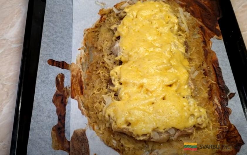 Шикарное блюдо для романтического ужина! Рецепт сочного мяса с гарниром