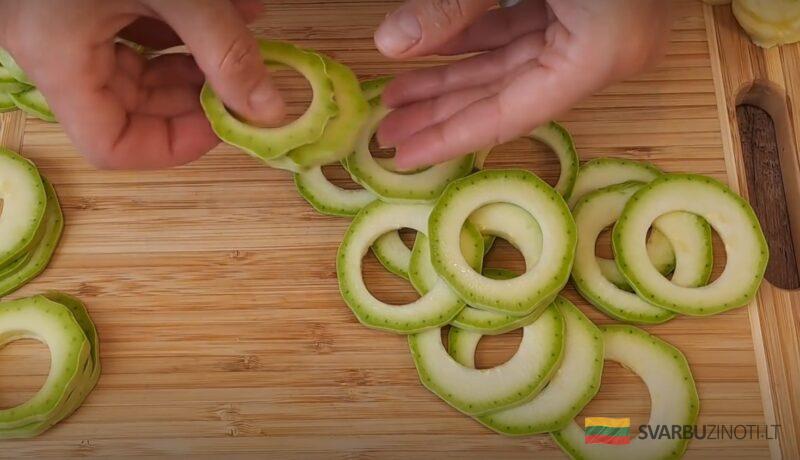 Только кабачки и яйца. Невероятно вкусное блюдо за 15 минут: почему я раньше не знала этого рецепта