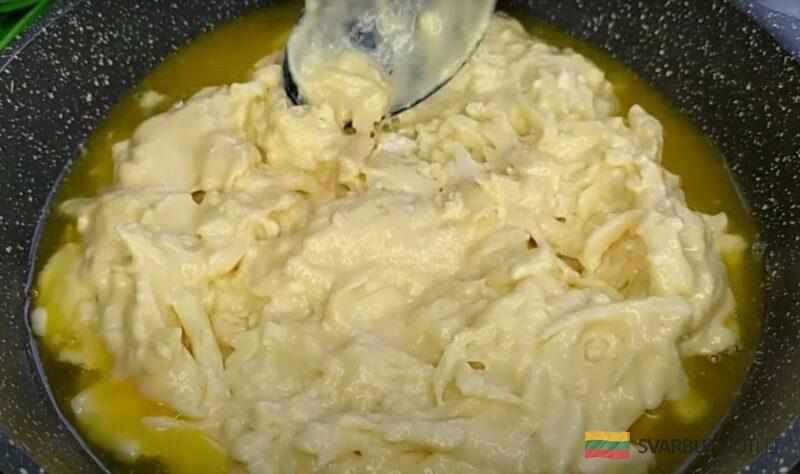Ленивый хачапури с творогом и сыром на сковороде. Вкусный и простой рецепт
