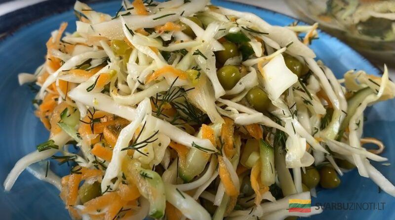 Всего 5 минут и готово. Салат из капусты на каждый день: сочный и вкусный