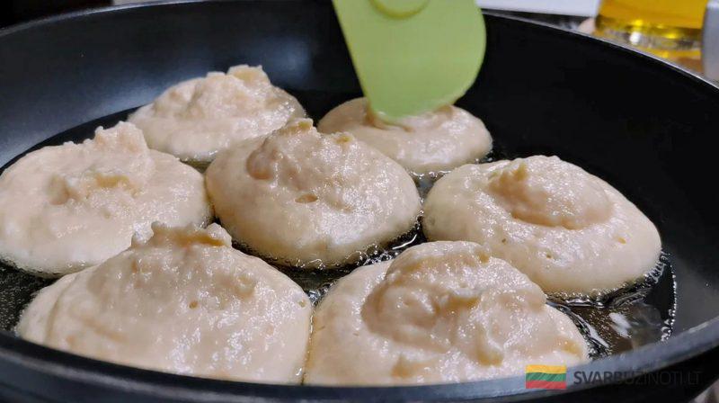 Готовлю на завтрак и для перекуса. Оладьи из творога: пышные, как пончики