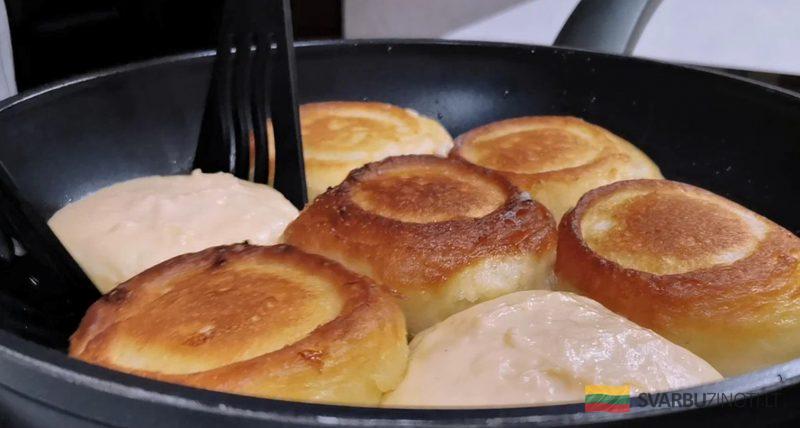 Готовлю на завтрак и для перекуса. Оладьи из творога: пышные, как пончики