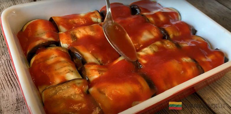 Мяса нет, а вкус есть. «Мясной» рецепт – праздничные рулеты из баклажанов