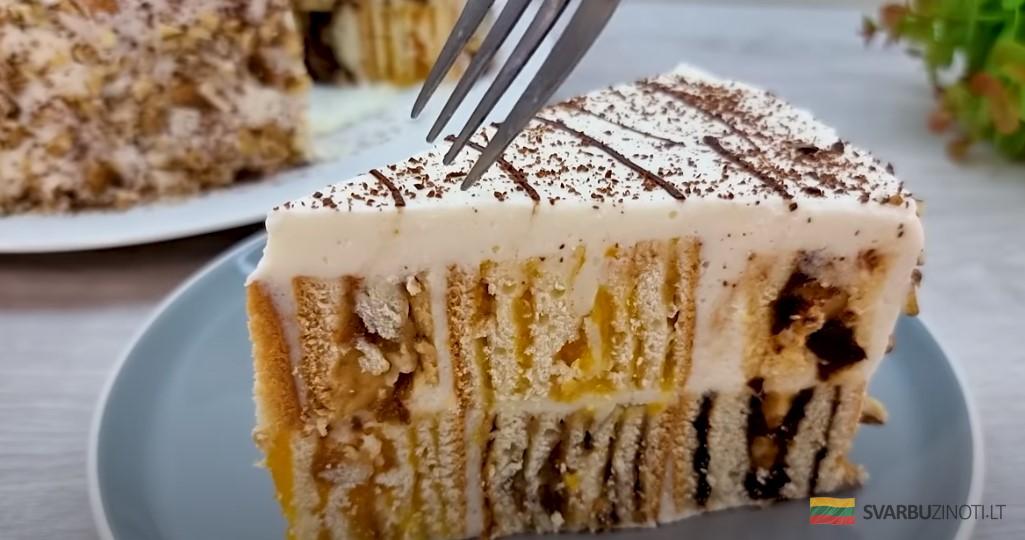 Сытный и вкусный торт на любой случай! Трухлявый пень: сметанный торт с черносливом и орехами
