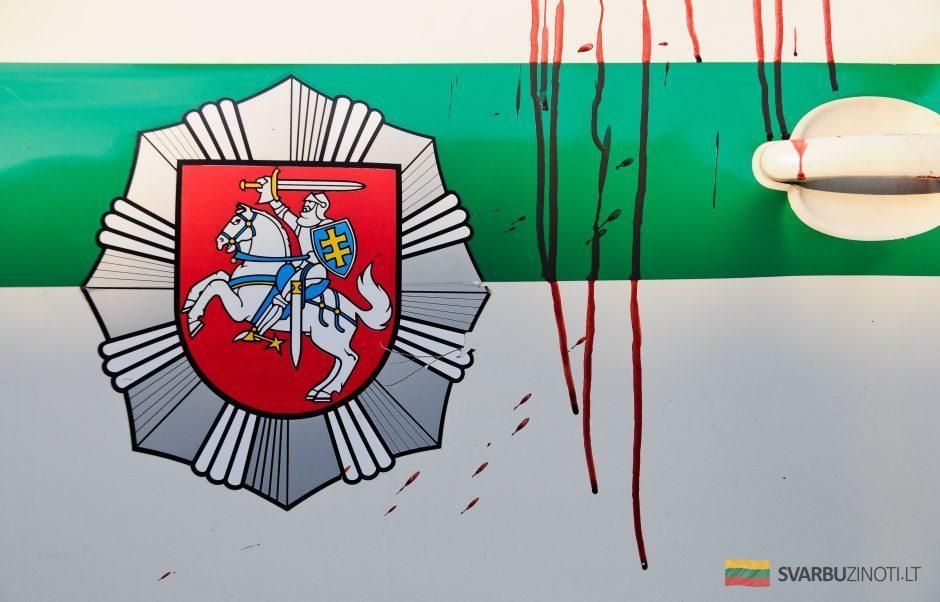 Kaune policijos sulaikomi jaunuoliai pasipriešino ir sužalojo pareigūnus
