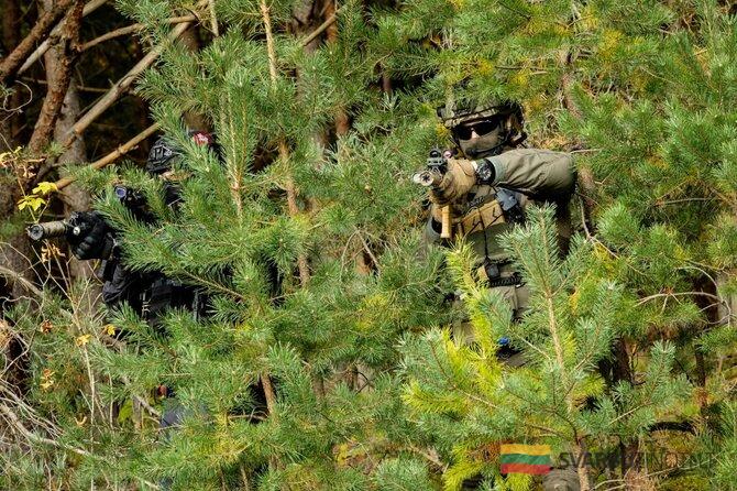 Vidmantoo Balkūno nuotr. /Specialiosios jungtinės pajėgos - ARAS, ORKA ir KOVAS