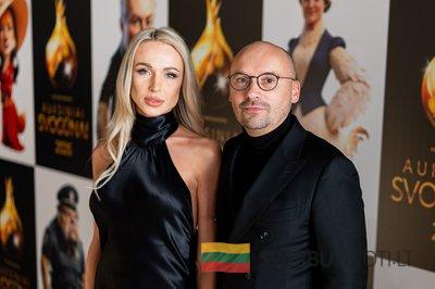 Auksiniai svogūnai 2026 svečiai