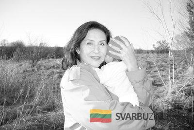 Irena Starošaitė su anūku