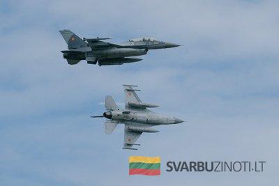 Rumunijos naikintuvai F-16