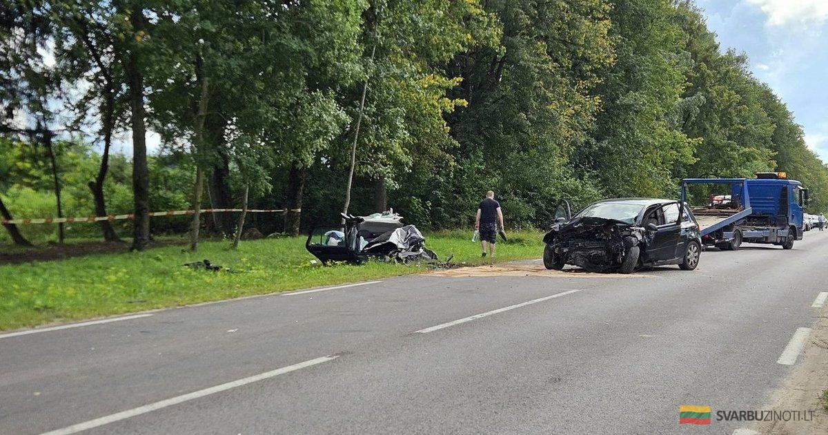 Skaudi avarija Mickūnuose: keturi sužeistieji, tarp jų – nepilnametis
