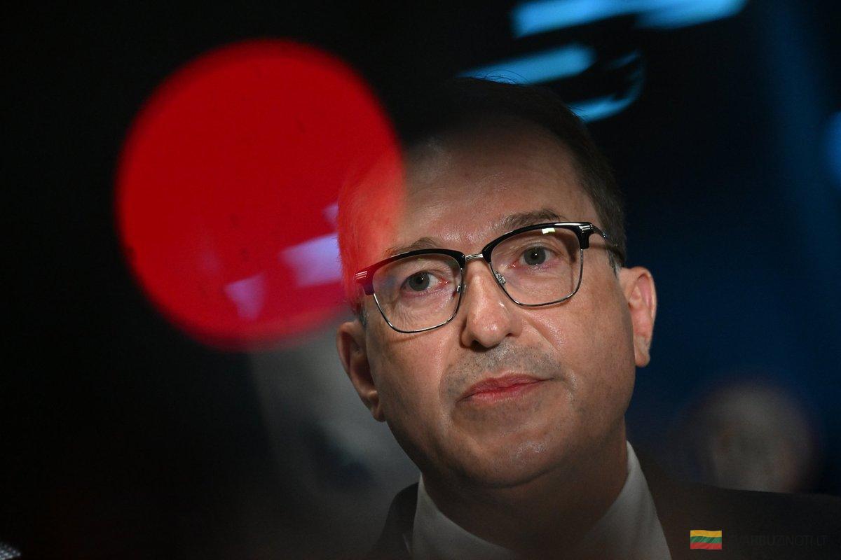 Vokietijos oro uostas atnaujina skrydžius po drono aptikimo – Europai kyla naujos saugumo grėsmės