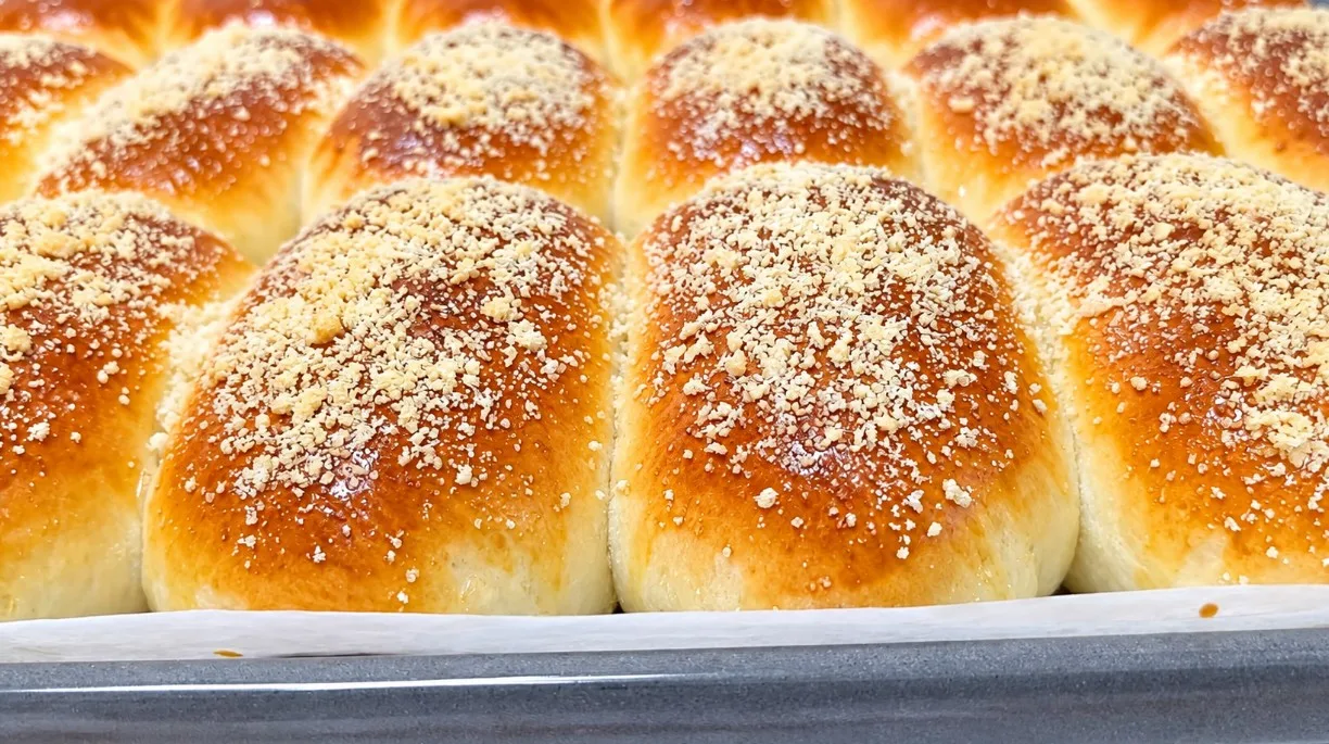Obuolių ir slyvų pyragėliai: 18 tobulų pyragėlių su dvigubu kildinimu – sultingi, aromatingi, naminiai